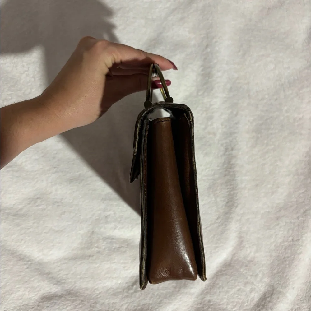 ✨ 50’S VINTAGE LUXURY BRASS HANDLE MINI PURSE GENUINE LEATHER RARE KELLY STYLE✨ - Picture 8 of 9